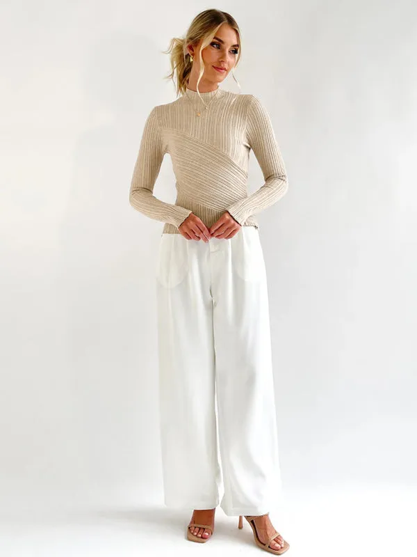 Elegant long-sleeved half turtleneck knitted top