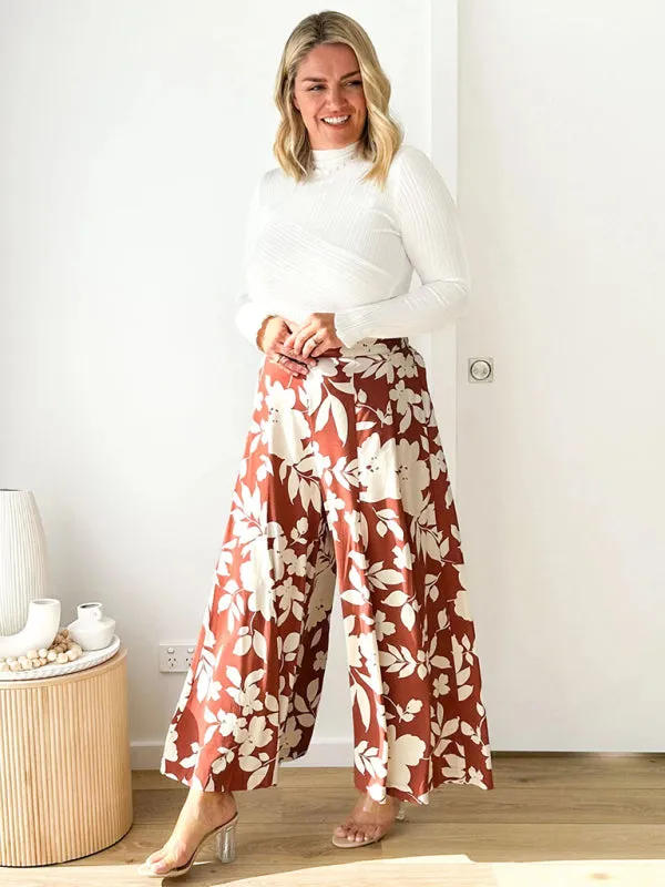 Elegant long-sleeved half turtleneck knitted top