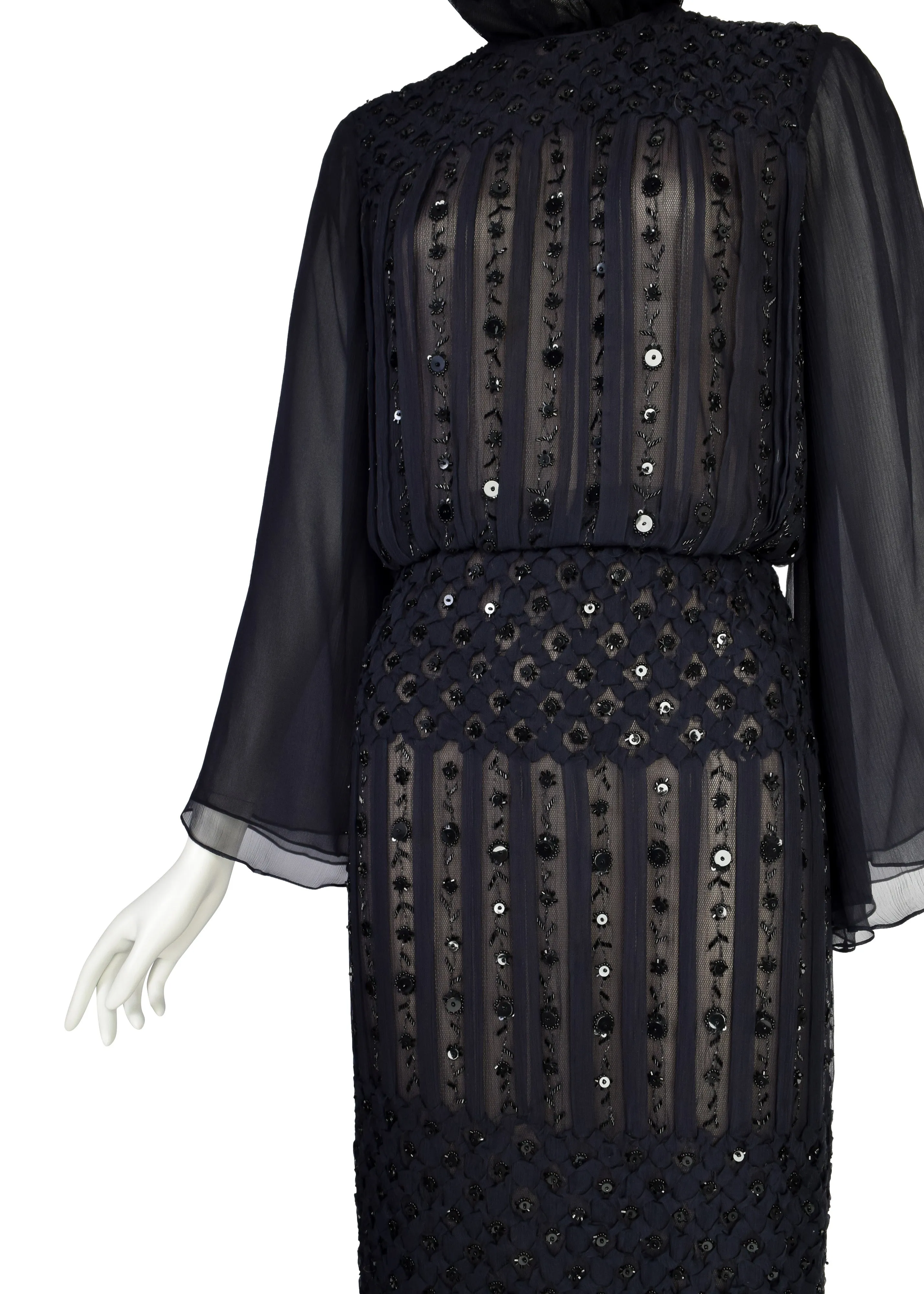 Oscar de la Renta Vintage AW 2006 Black Sheer Silk Chiffon Smocked Pleated Beaded Sequin Dress