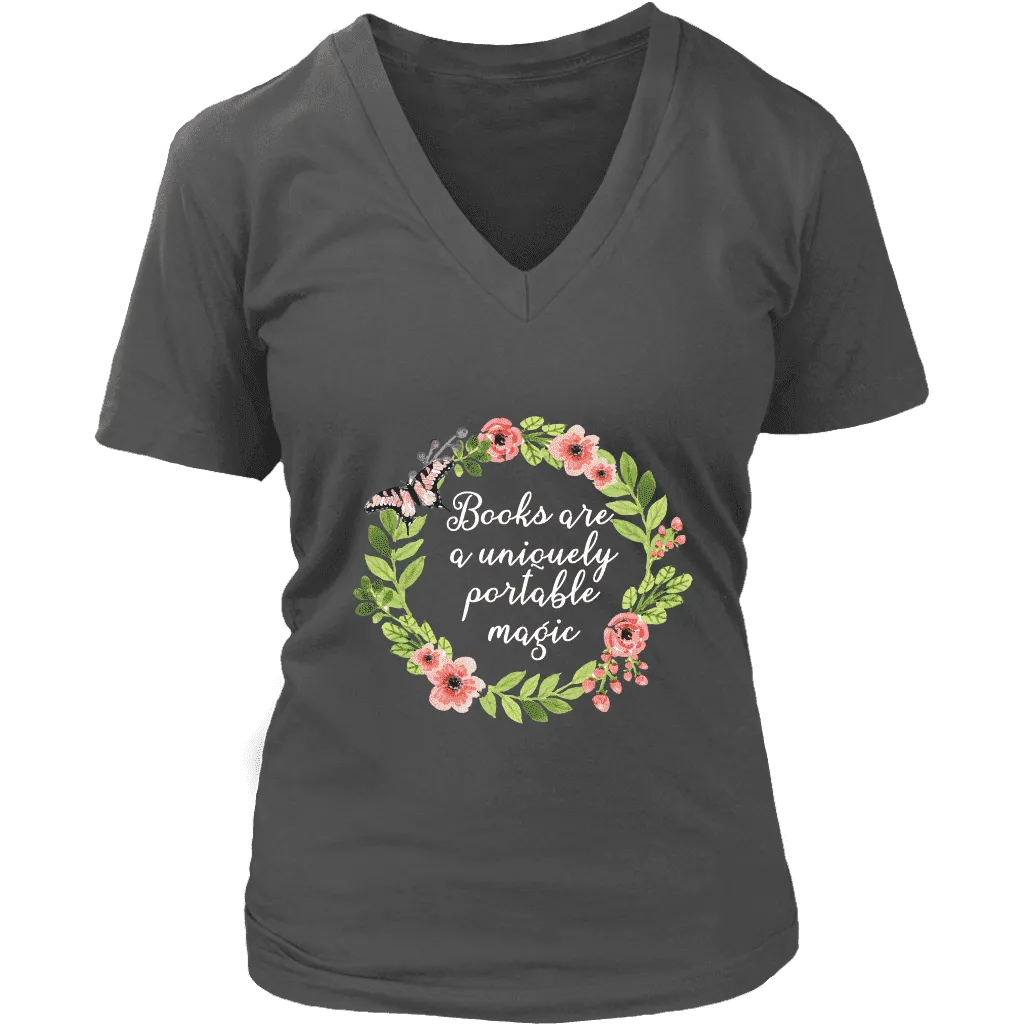 "Portable magic" V-neck Tshirt