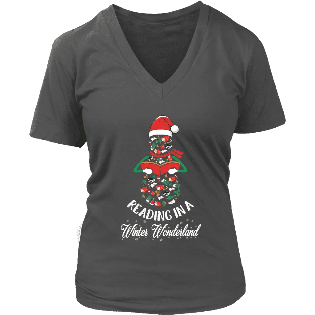 "Reading in a winter wonderland" V-neck Tshirt