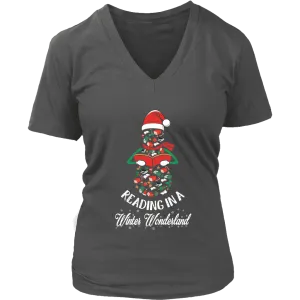 "Reading in a winter wonderland" V-neck Tshirt