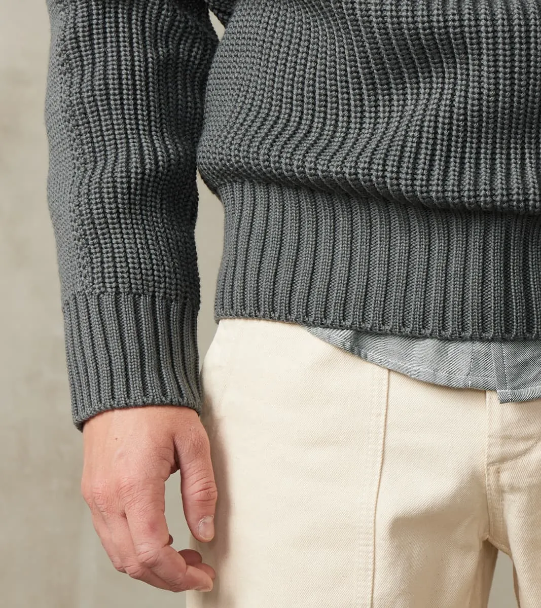 Rank-III Crewneck - Galvanic Grey